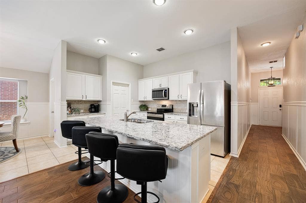 836 Bowie Drive, Lavon, TX 75166 836 Bowie Drive, Lavon, TX 75166