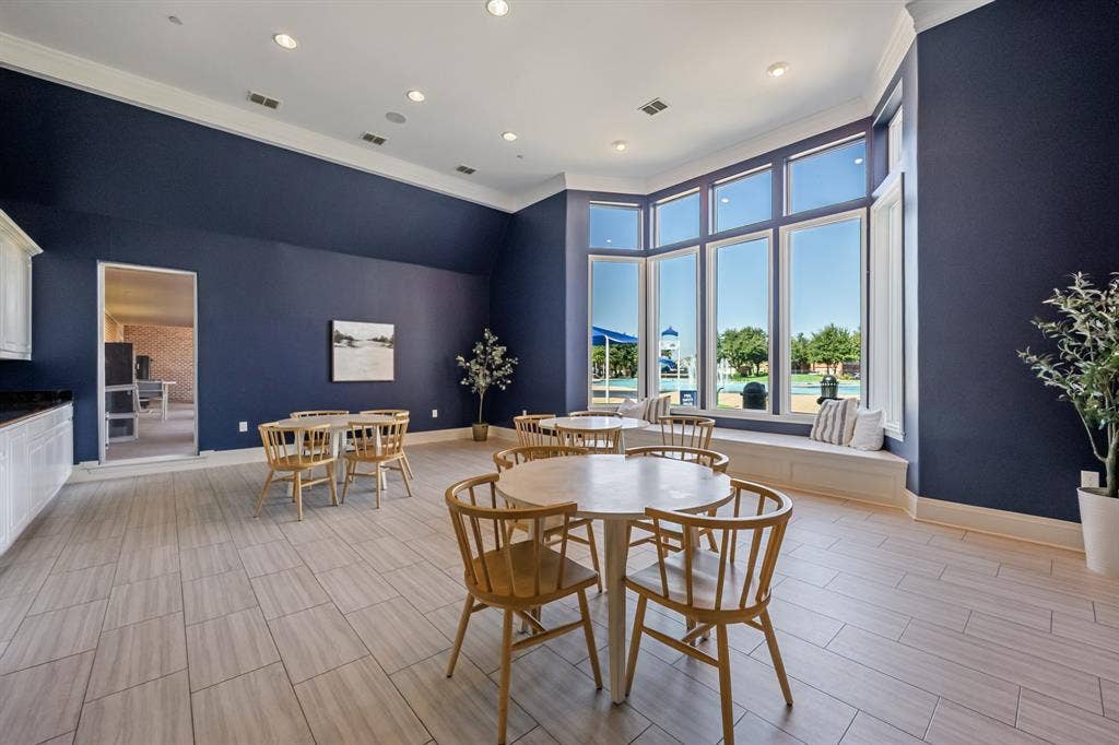 836 Bowie Drive, Lavon, TX 75166 836 Bowie Drive, Lavon, TX 75166