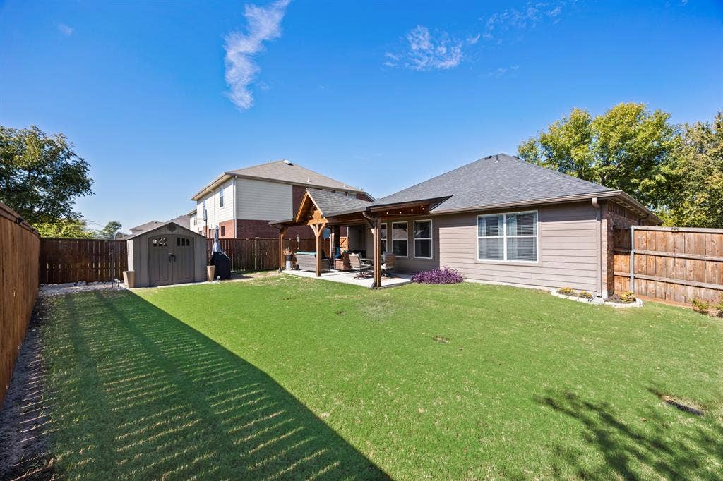 836 Bowie Drive, Lavon, TX 75166 836 Bowie Drive, Lavon, TX 75166