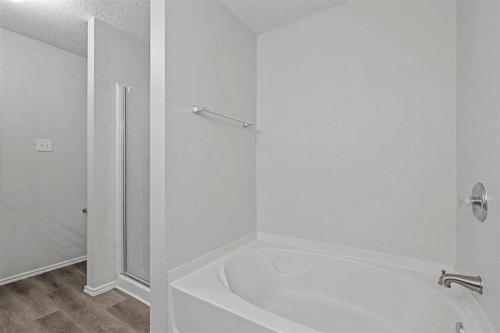 2119 Oryx Lane, Grand Prairie, TX 75052