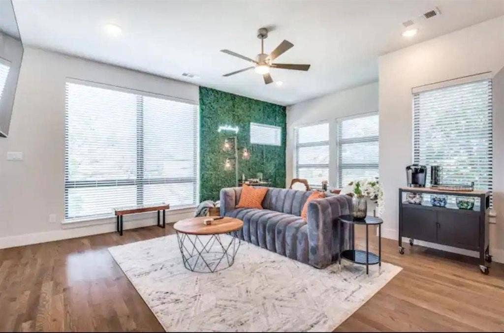 4427 Viburnum, Dallas, TX 75204 4427 Viburnum, Dallas, TX 75204