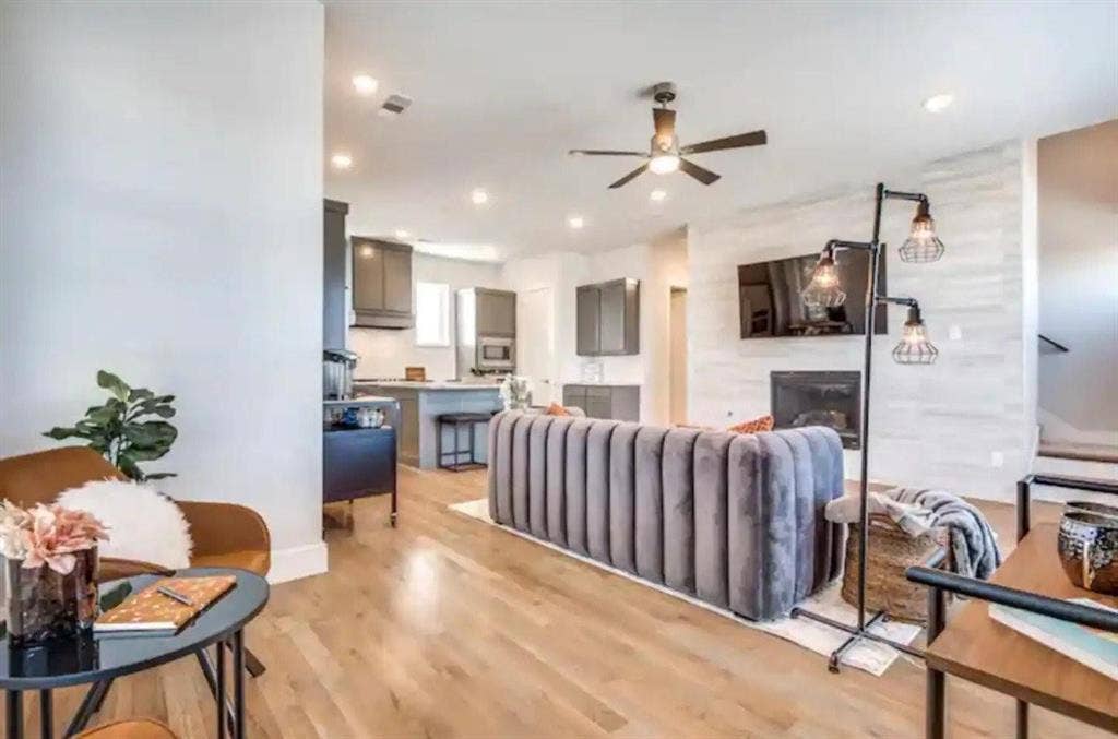 4427 Viburnum, Dallas, TX 75204 4427 Viburnum, Dallas, TX 75204