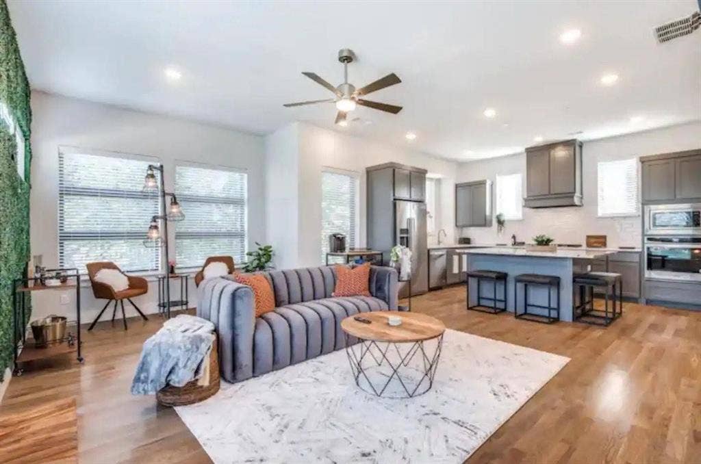 4427 Viburnum, Dallas, TX 75204 4427 Viburnum, Dallas, TX 75204