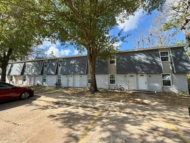 Property photo for 155 N Holley Street, #7, Blossom, TX