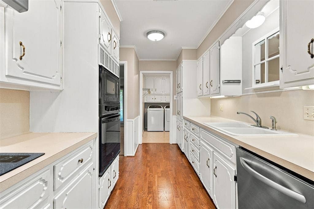 218 White Hall Road, Woodway, TX 76712