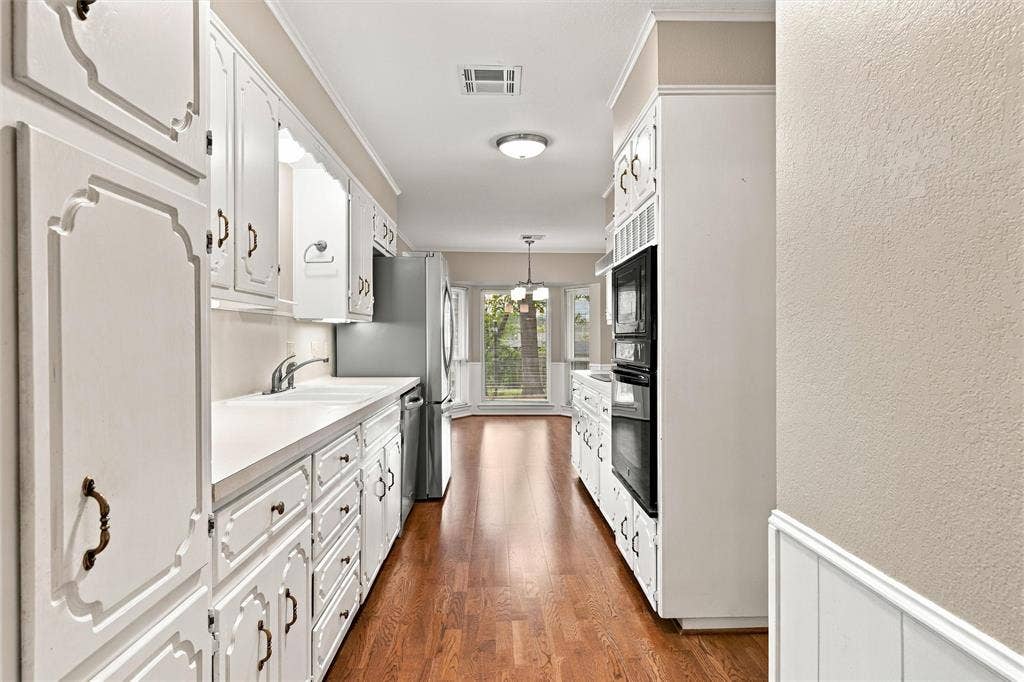 218 White Hall Road, Woodway, TX 76712