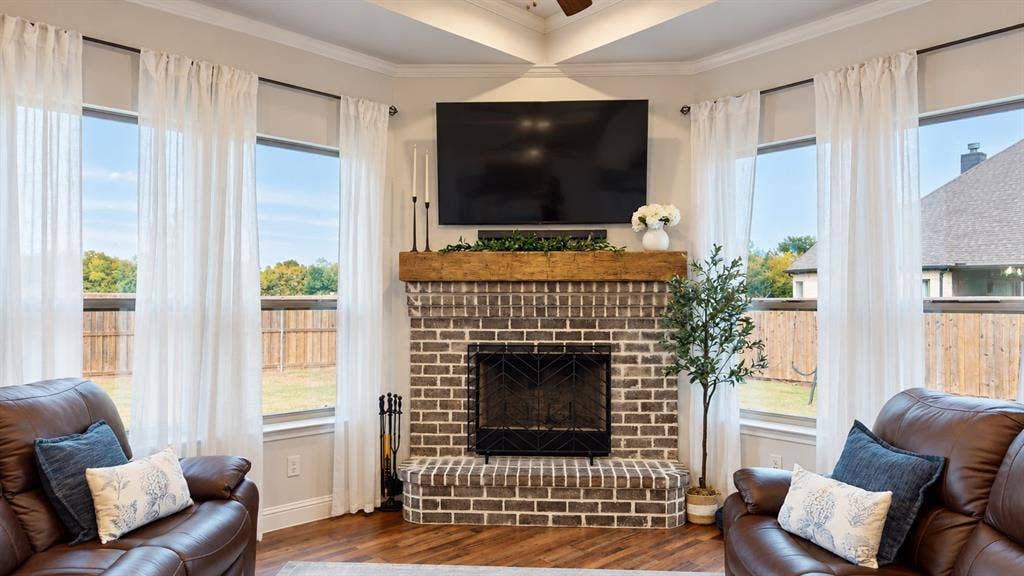 901 Blaine Street, Athens, TX 75751 901 Blaine Street, Athens, TX 75751