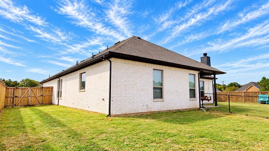 901 Blaine Street, Athens, TX 75751 901 Blaine Street, Athens, TX 75751