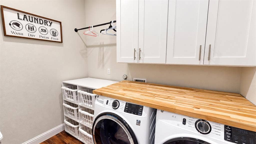 901 Blaine Street, Athens, TX 75751 901 Blaine Street, Athens, TX 75751