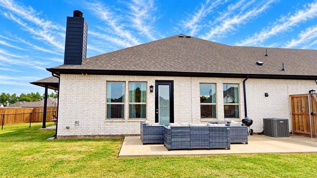901 Blaine Street, Athens, TX 75751 901 Blaine Street, Athens, TX 75751