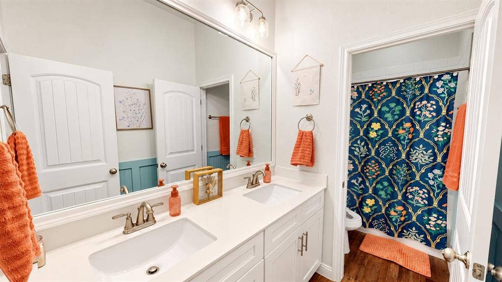 901 Blaine Street, Athens, TX 75751 901 Blaine Street, Athens, TX 75751