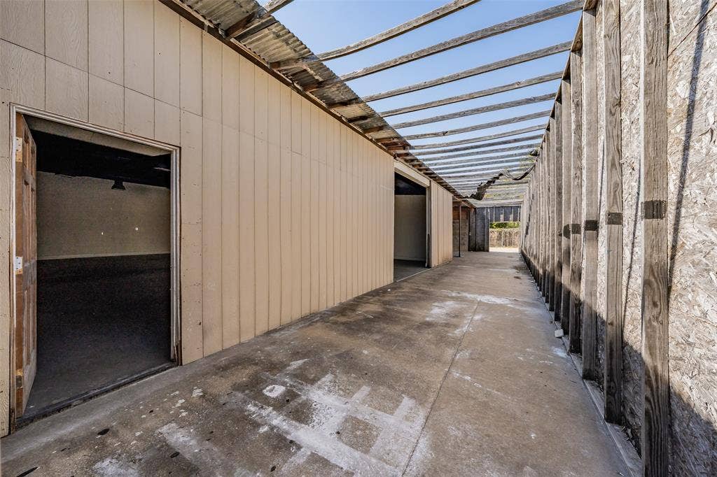 4831 W Davis Street, Dallas, TX 75211