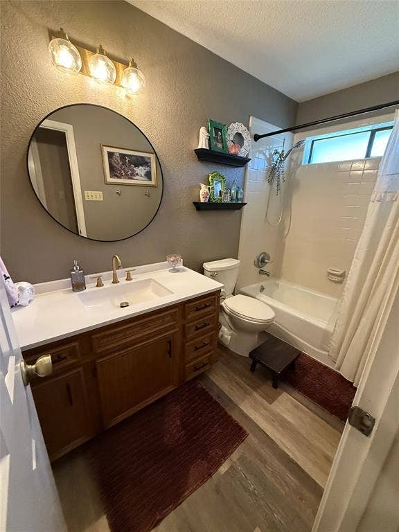 1208 Chaparral Lane, Granbury, TX 76048