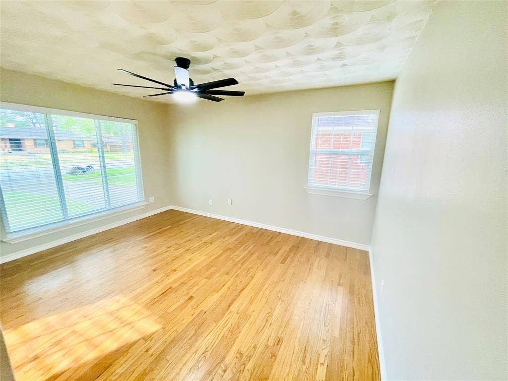 530 E Spring Valley Road, Richardson, TX 75081 Bedroom 3