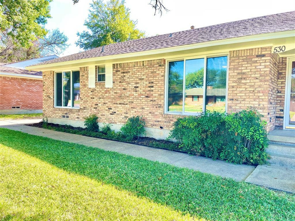 530 E Spring Valley Road, Richardson, TX 75081 530 E Spring Valley Road, Richardson, TX 75081