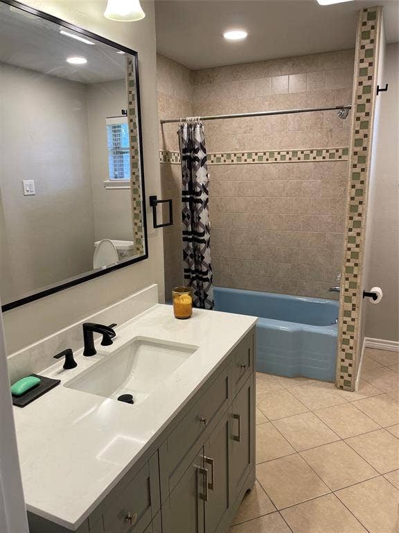 530 E Spring Valley Road, Richardson, TX 75081 Bathroom 2