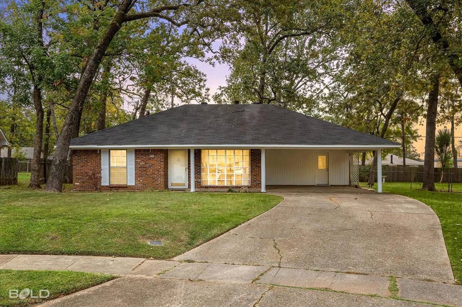 Property photo for 3037 Salem Drive, Shreveport, LA
