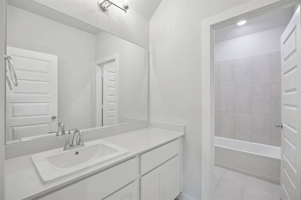2118 Sunshining Road, Princeton, TX 75407 Bathroom in the Masters home plan – REPRESENTATIVE PHOTO