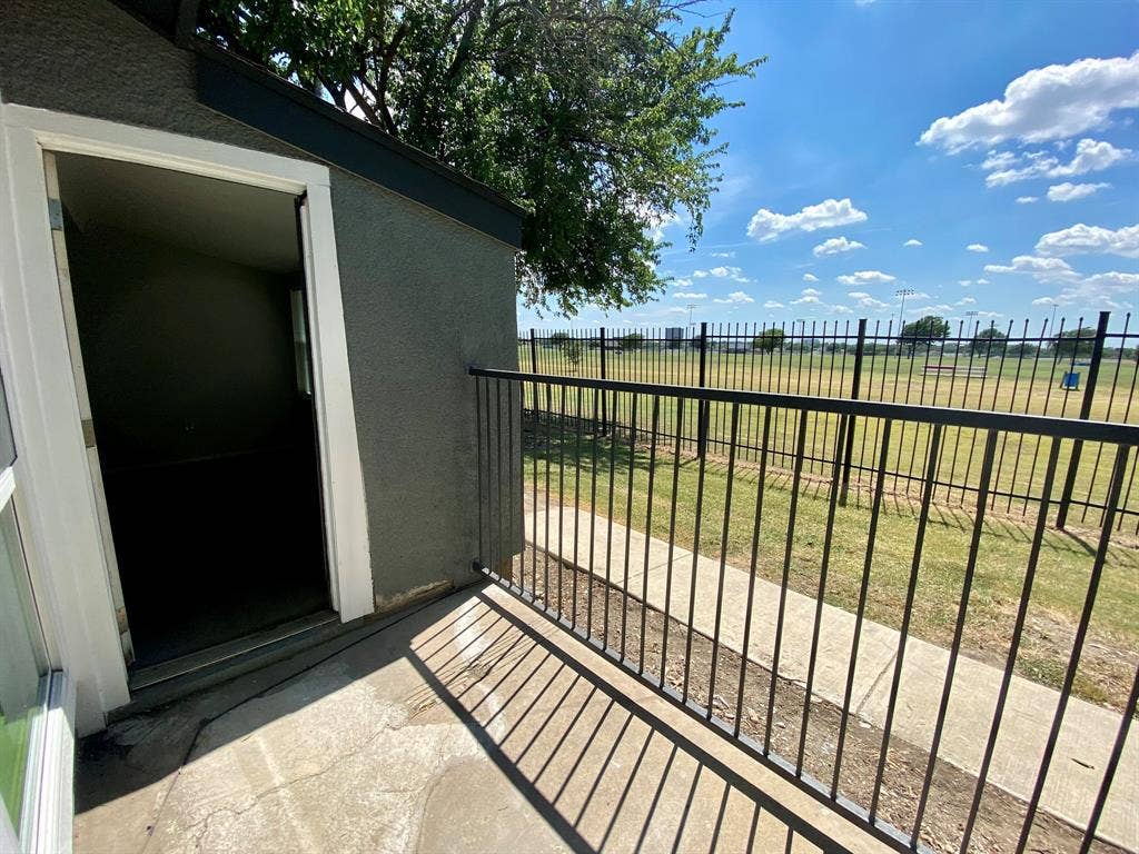 9696 Walnut Street, #2107, Dallas, TX 75243