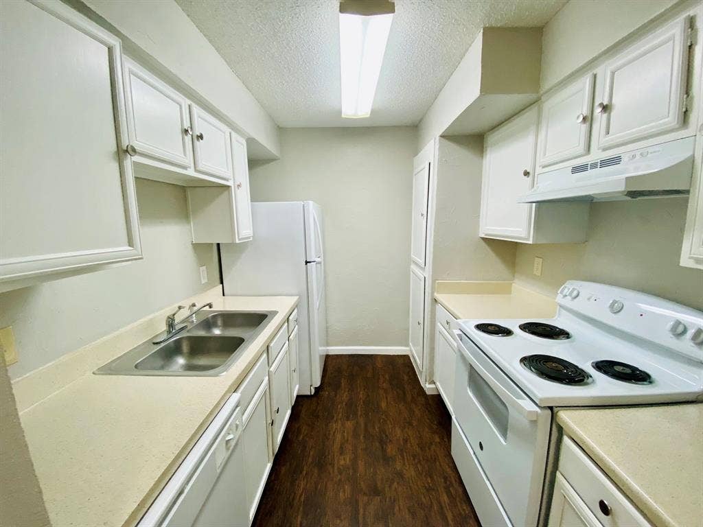 9696 Walnut Street, #2107, Dallas, TX 75243