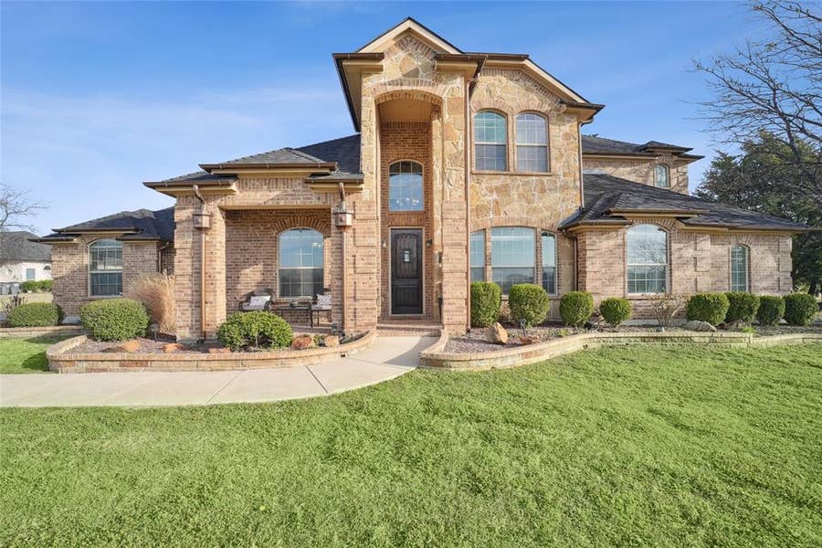 Property photo for 3541 Pinnacle Bay Point, Little Elm, TX