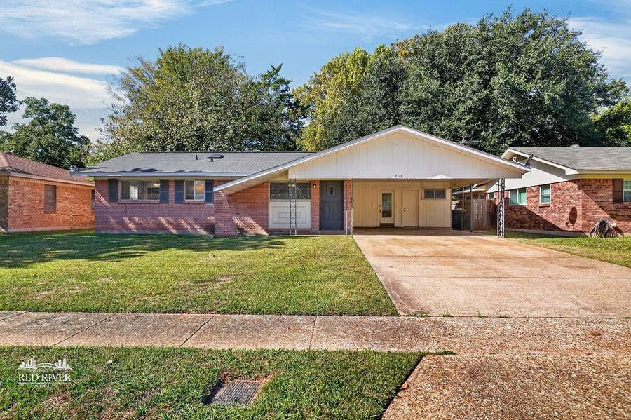 Property photo for 1807 Diana Street, Bossier City, LA