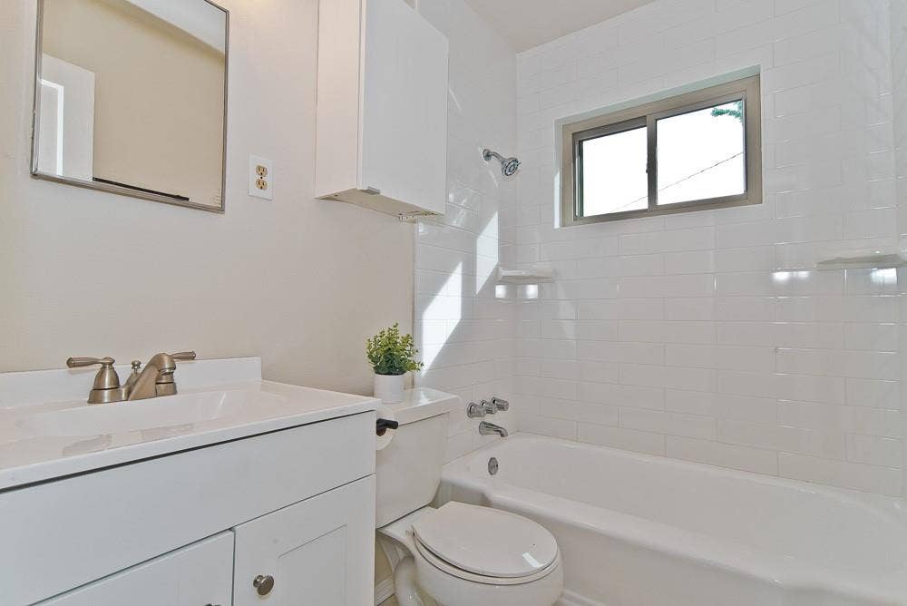 2609 Holm Drive, Garland, TX 75041 2609 Holm Drive, Garland, TX 75041