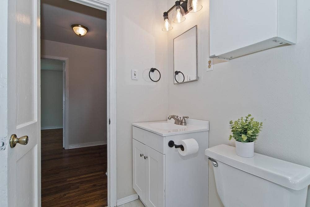 2609 Holm Drive, Garland, TX 75041 2609 Holm Drive, Garland, TX 75041