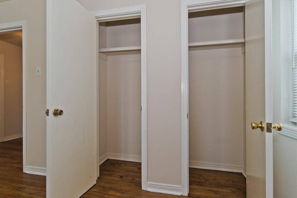 2609 Holm Drive, Garland, TX 75041 2609 Holm Drive, Garland, TX 75041