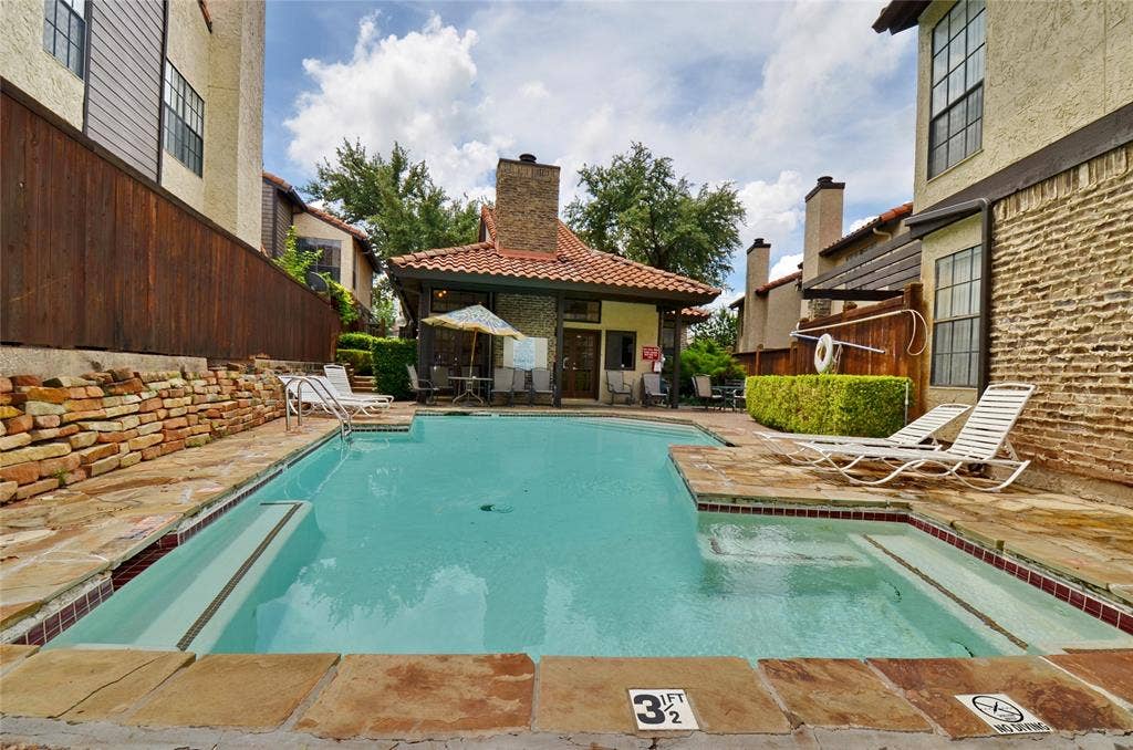 5630 Spring Valley Road, #22b, Dallas, TX 75254