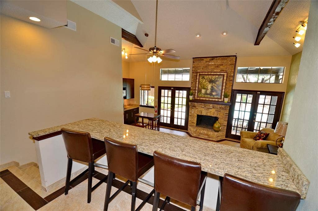 5630 Spring Valley Road, #22b, Dallas, TX 75254