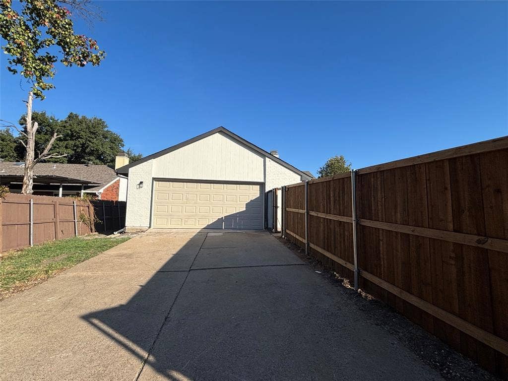 1722 Uvalde Street, Mesquite, TX 75150 1722 Uvalde Street, Mesquite, TX 75150