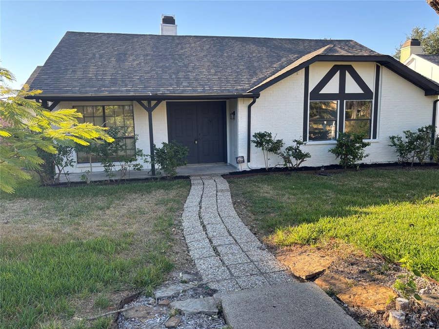 Property photo for 1722 Uvalde Street, Mesquite, TX