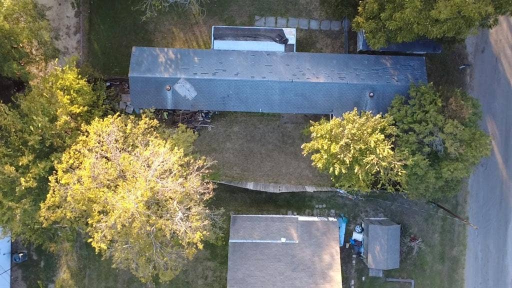 407 W Witt Street, Wolfe City, TX 75496 407 W Witt Street, Wolfe City, TX 75496