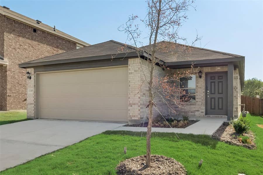 Property photo for 1105 Catalan Trail, Mesquite, TX