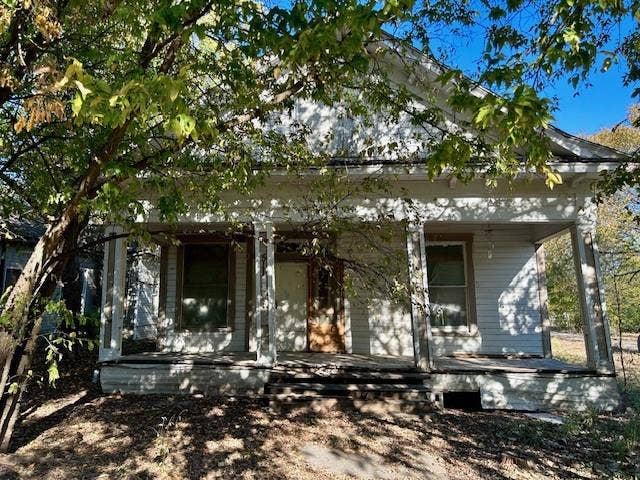 Property photo for 511 E Ross Avenue, Mart, TX