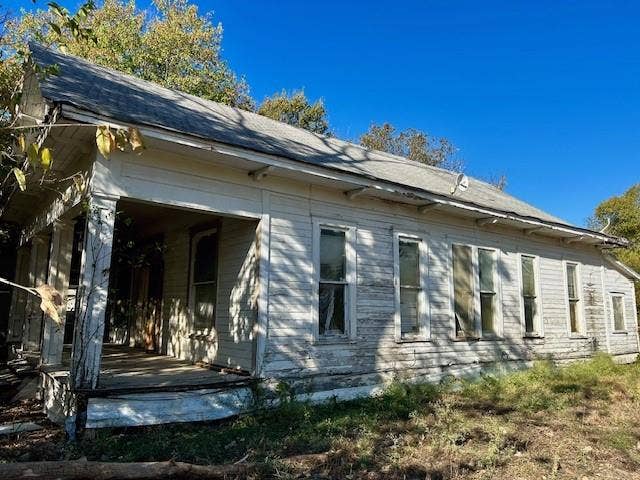 511 E Ross Avenue, Mart, TX 76664