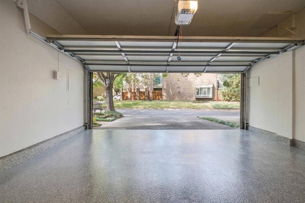 6840 E Northwest Highway, Dallas, TX 75231 6840 E Northwest Highway, Dallas, TX 75231