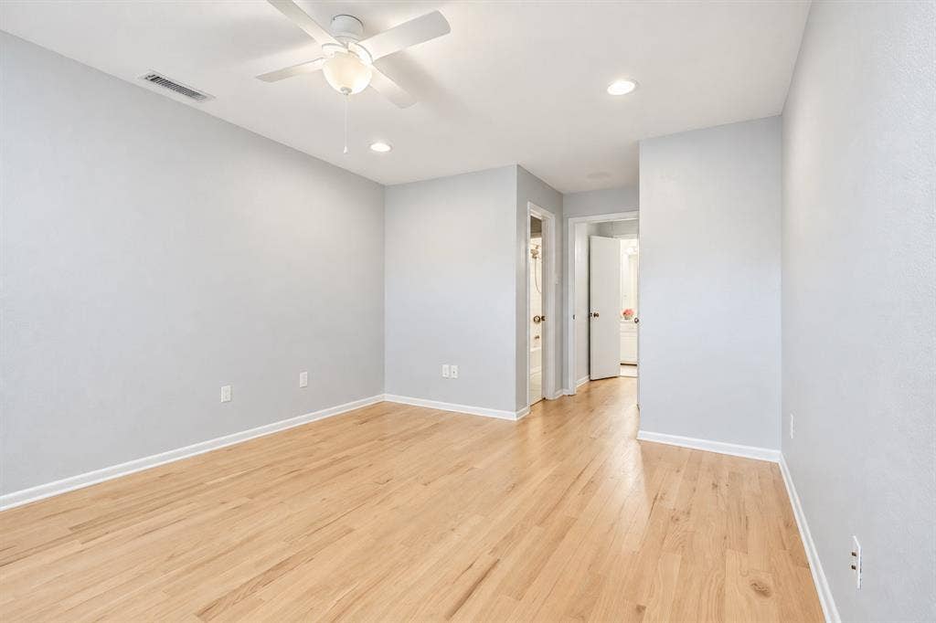 6840 E Northwest Highway, Dallas, TX 75231 6840 E Northwest Highway, Dallas, TX 75231