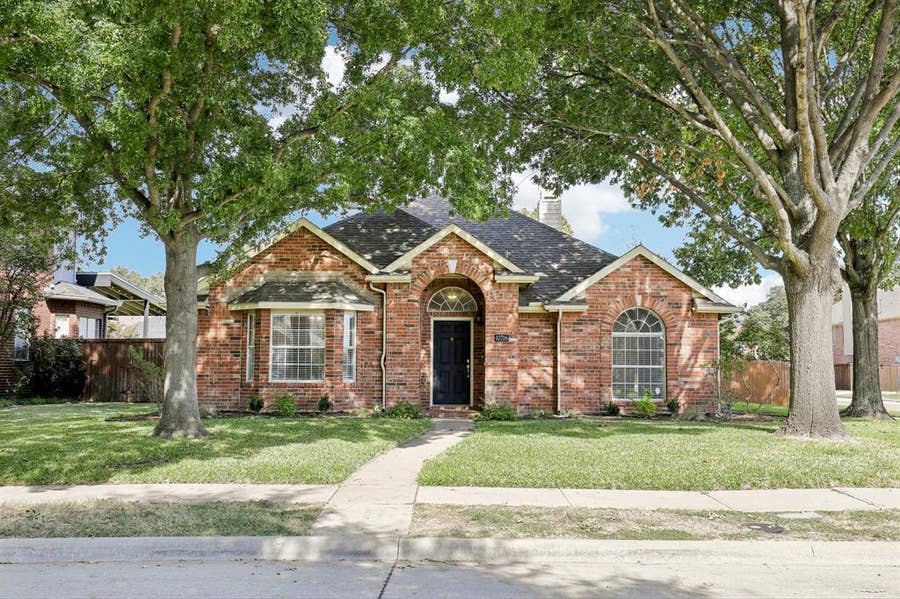 Property photo for 10716 Tallahassee Drive, Frisco, TX