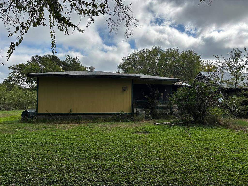 10842 W Catfish Drive, Wills Point, TX 75169 10842 W Catfish Drive, Wills Point, TX 75169