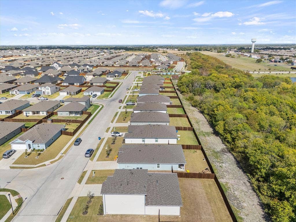 1201 Burlap Lane, Nevada, TX 75173 1201 Burlap Lane, Nevada, TX 75173