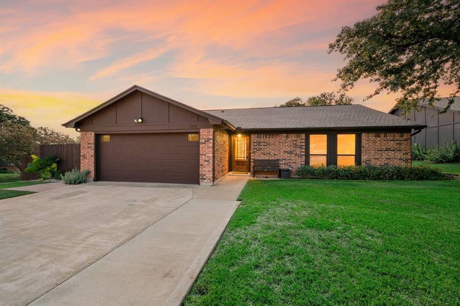 Property photo for 4600 Elm Branch Drive, Arlington, TX