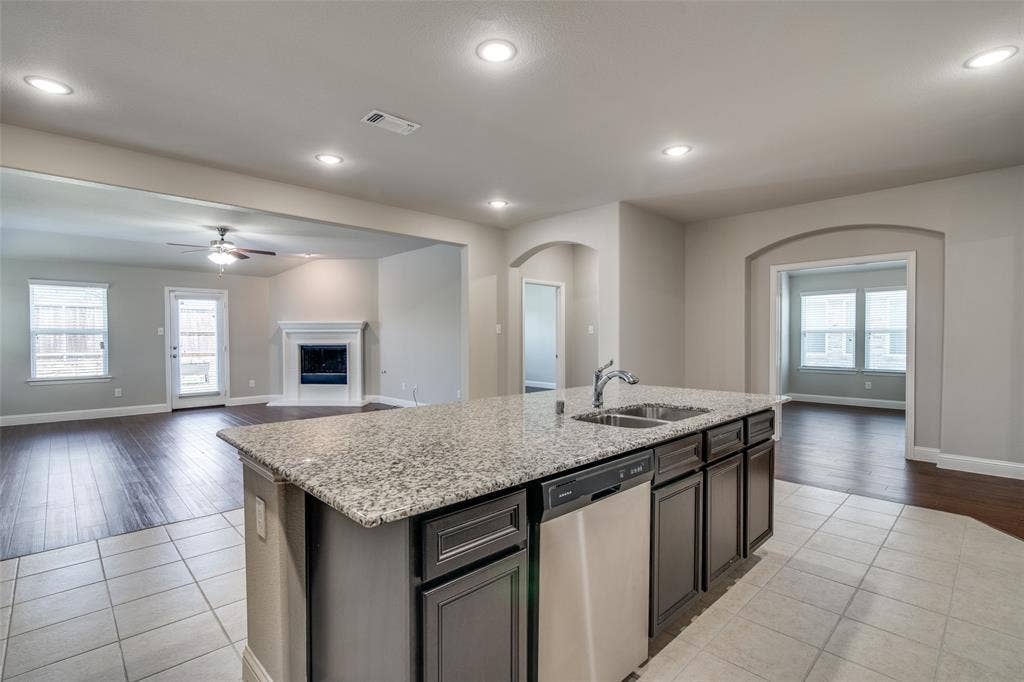 2142 Erika Lane, Forney, TX 75126