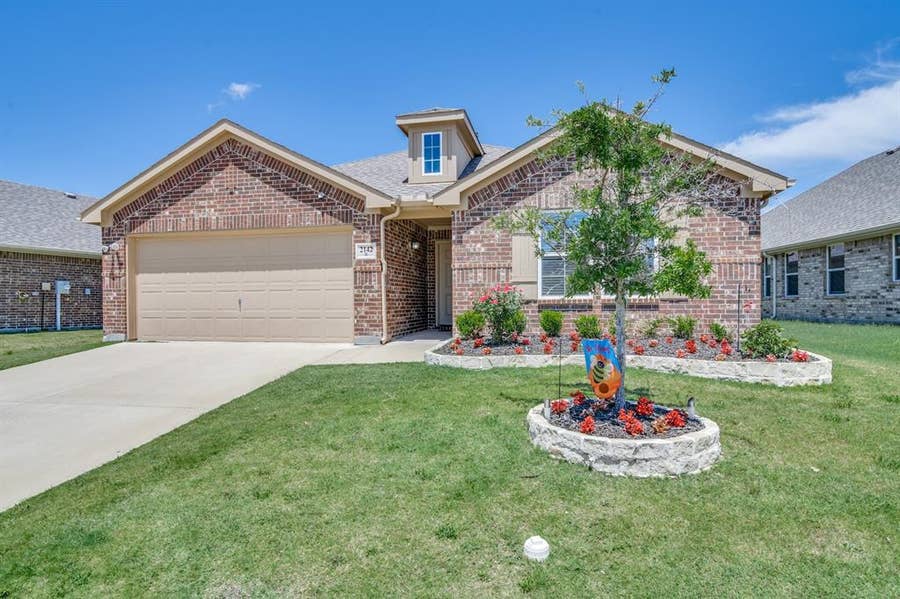 Property photo for 2142 Erika Lane, Forney, TX