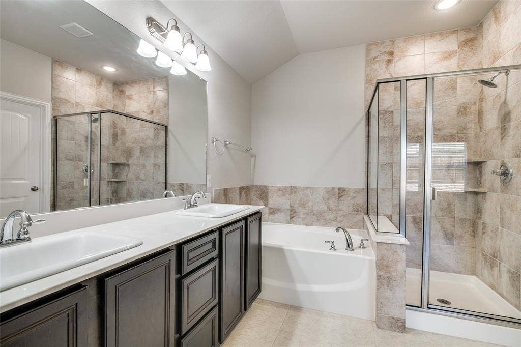 2142 Erika Lane, Forney, TX 75126