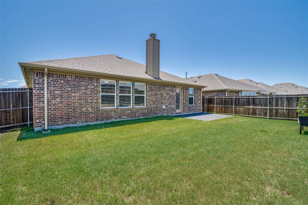 2142 Erika Lane, Forney, TX 75126