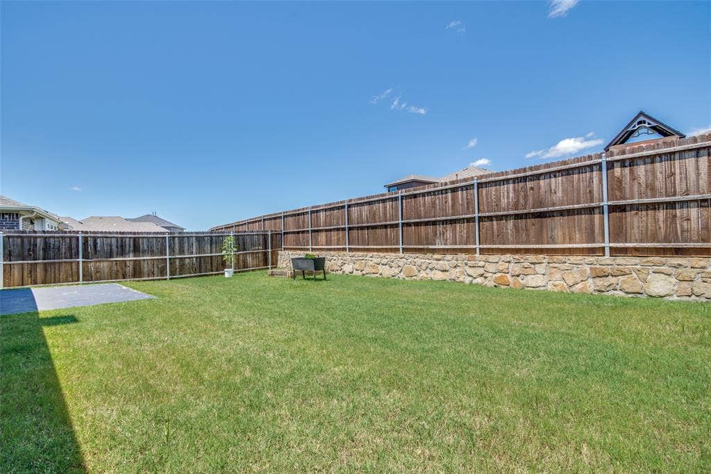 2142 Erika Lane, Forney, TX 75126