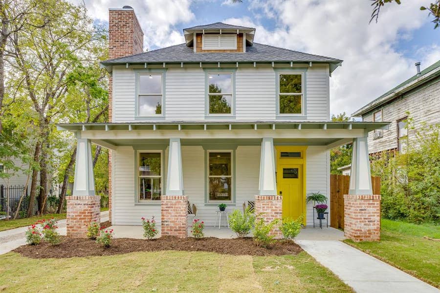 Property photo for 1914 College Avenue, Fort Worth, TX