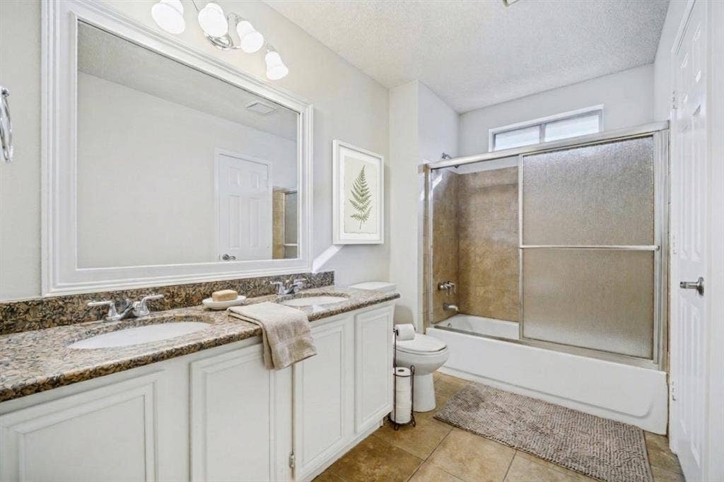 3115 Sara Drive, Rowlett, TX 75088 This picture has been virtually staged.
